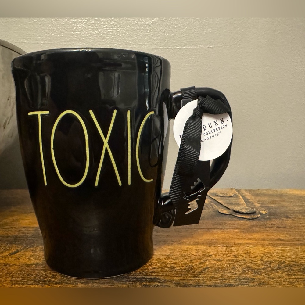 NWT Rae Dunn Toxic Black Green‎ Halloween Mug Cup Fall Home Decor Kitchen Coffee